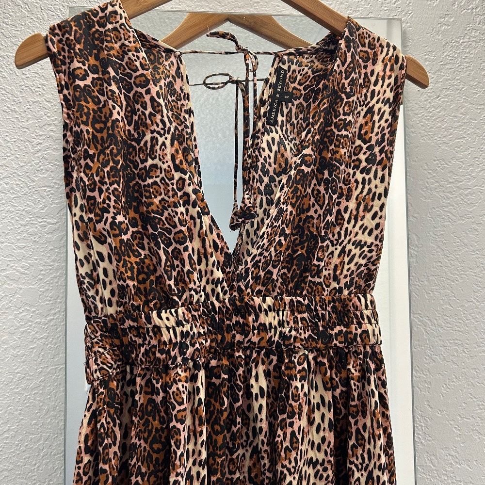 Leopard print maxi dress